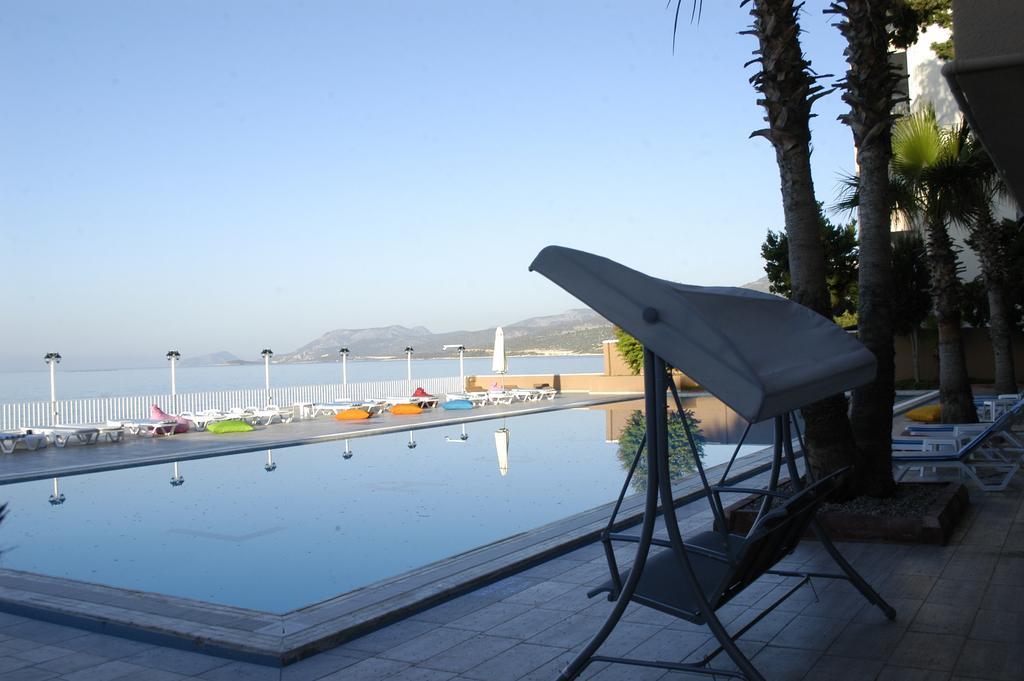 Lades Hotel Silifke Exterior foto