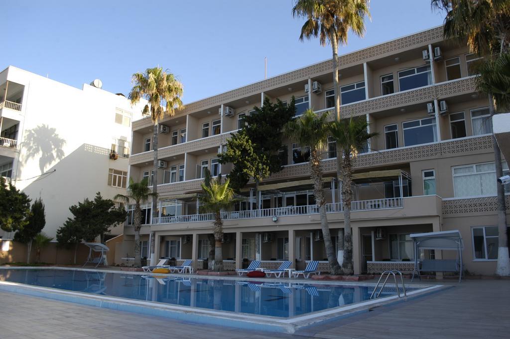 Lades Hotel Silifke Exterior foto