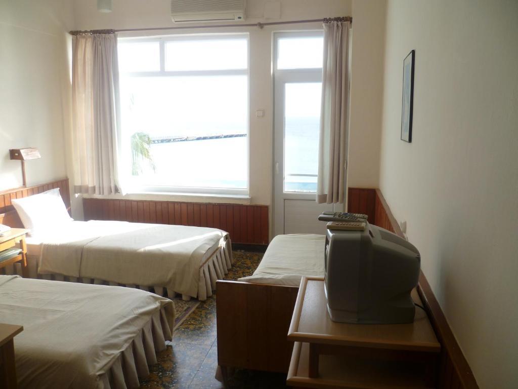 Lades Hotel Silifke Quarto foto